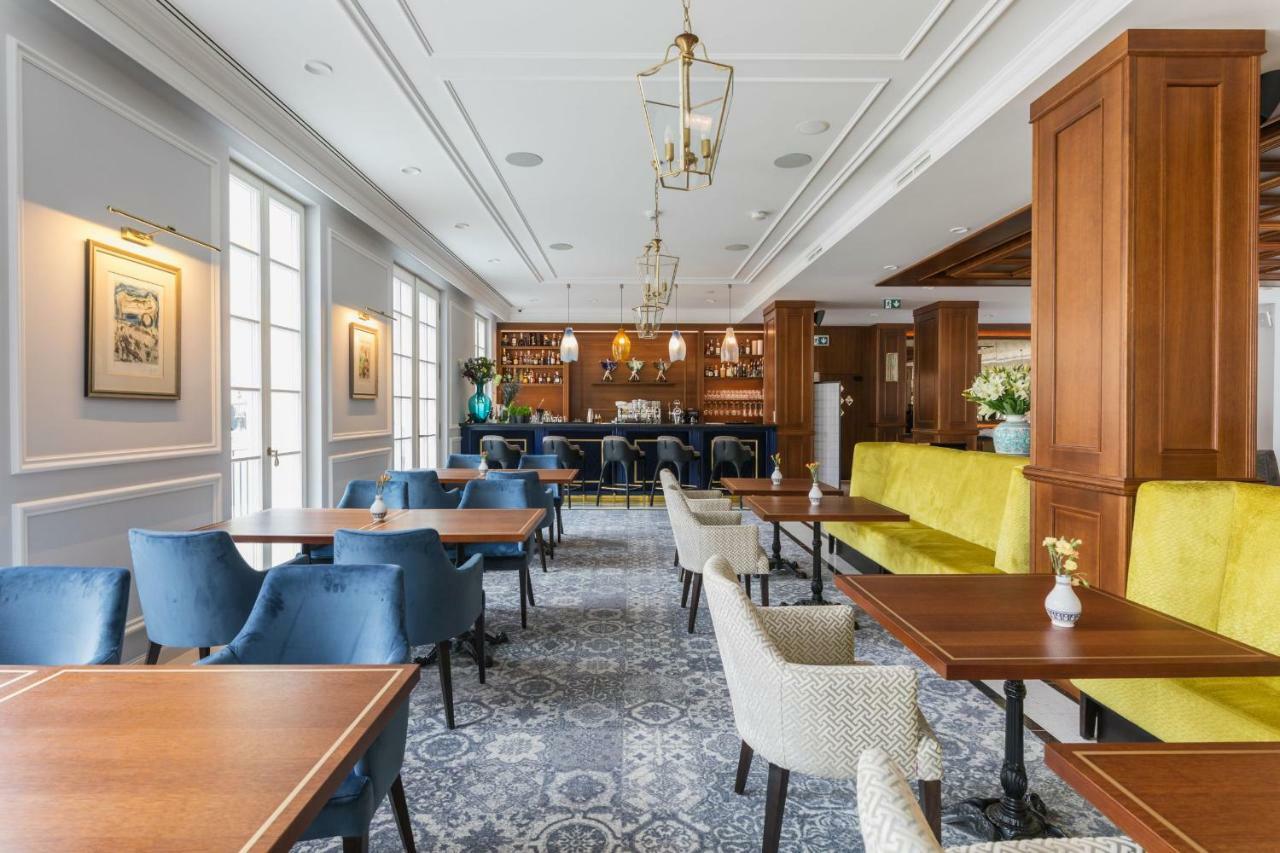 Palace Art Hotel Пезінок Екстер'єр фото